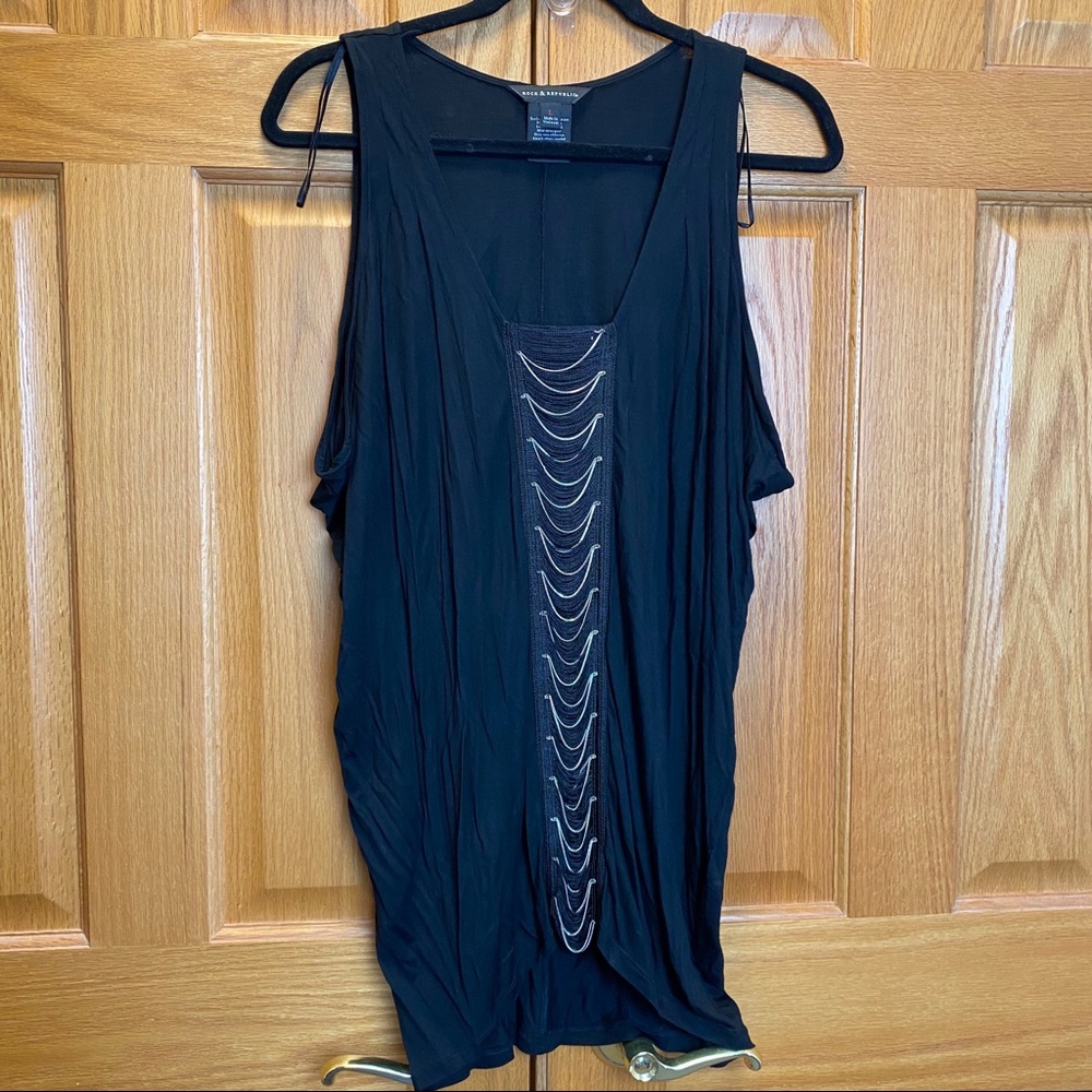 Rock & Republic Black Drape Sleeveless Top - Large